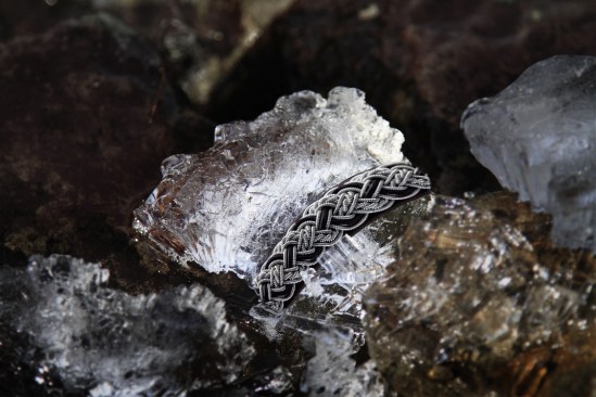 Norway Bracelet Brown on Ice